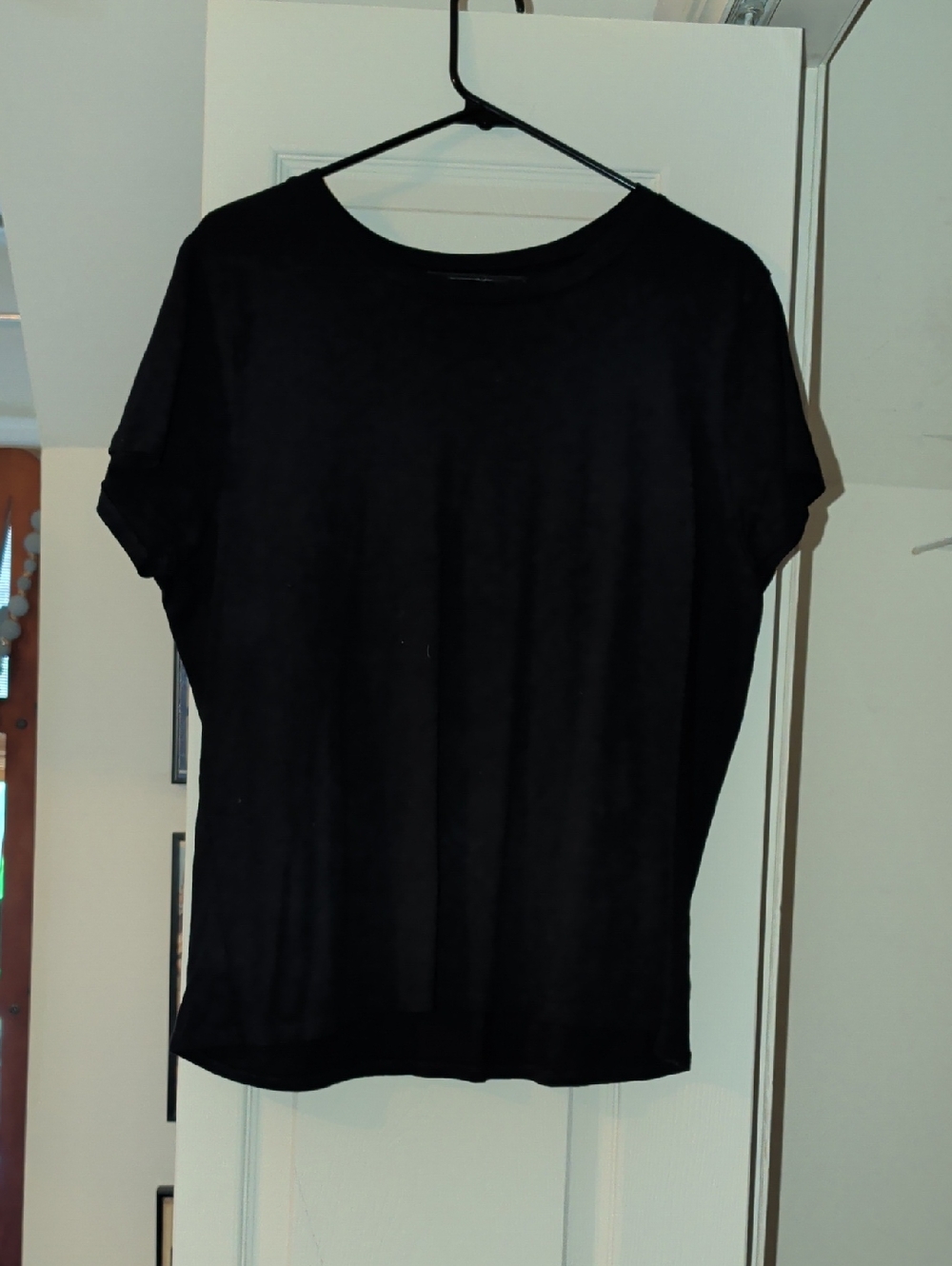 LOFT Black Short-Sleeve Women's Tee